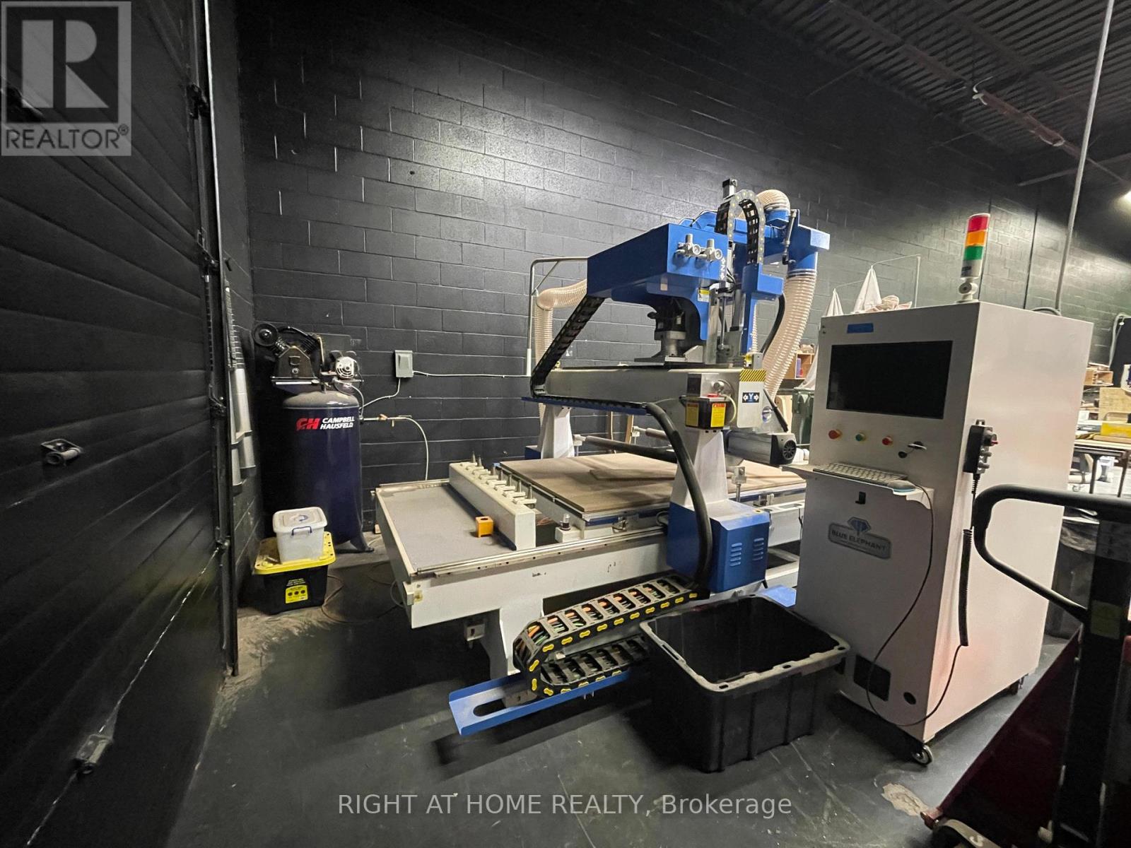 4a - 345 Wyecroft Road, Oakville, Ontario  L6K 2H2 - Photo 11 - W12548274