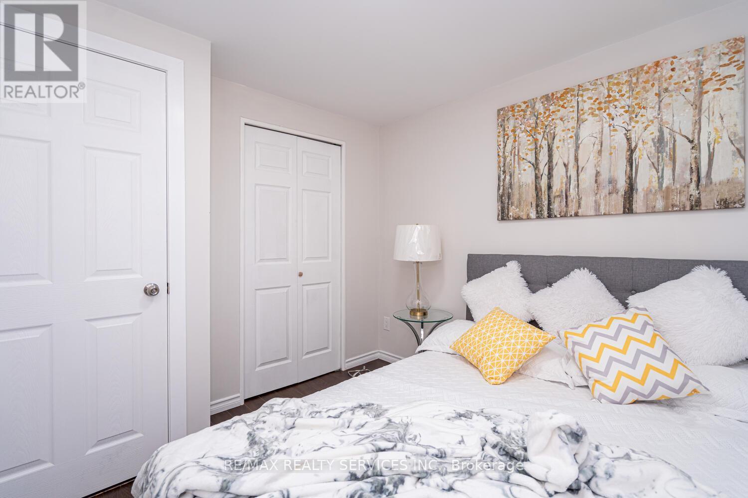 172 Hansen Road, Brampton, Ontario  L6V 2G6 - Photo 26 - W12548298