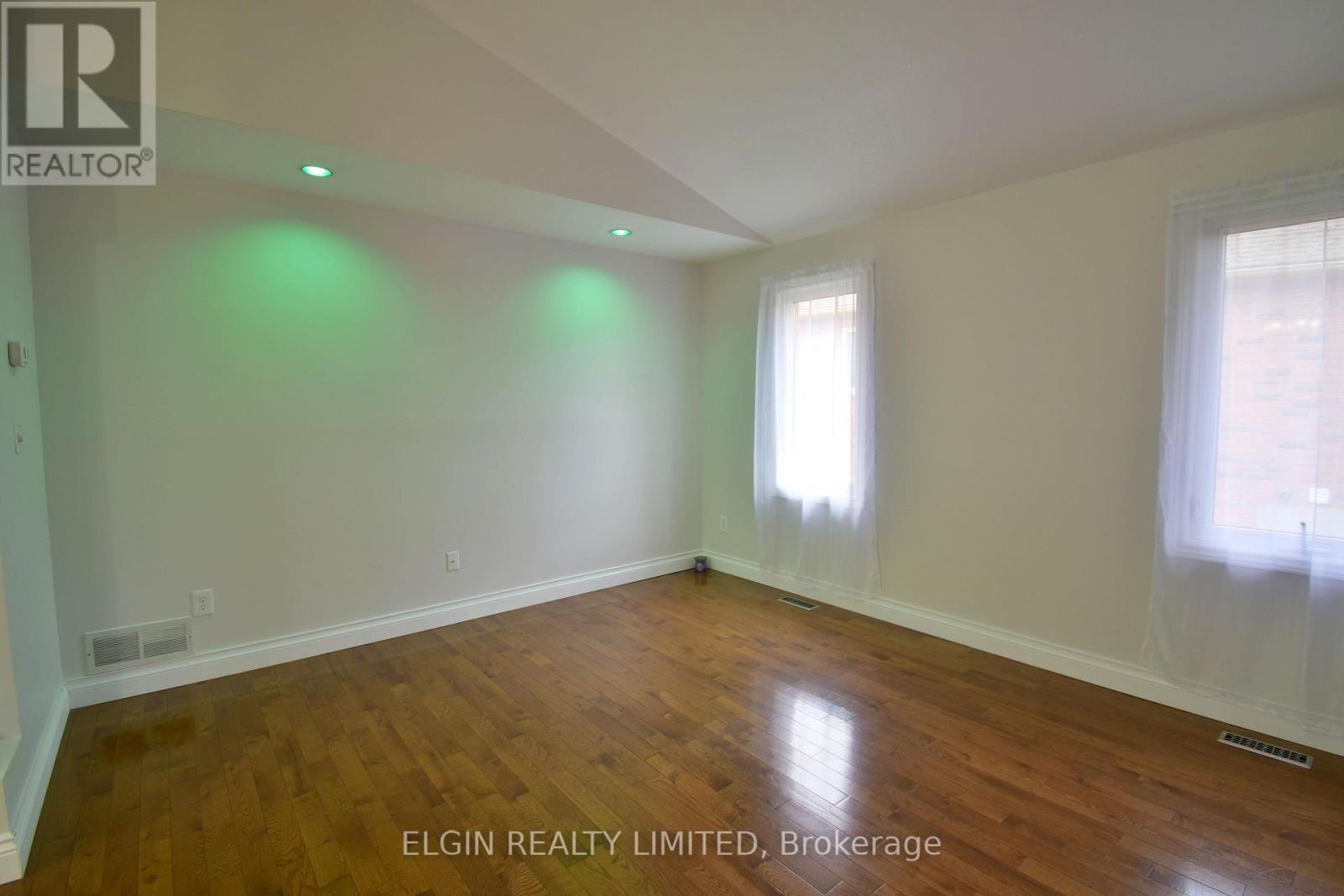 578 Wellington Street, St. Thomas, Ontario  N5R 6E1 - Photo 8 - X12548322