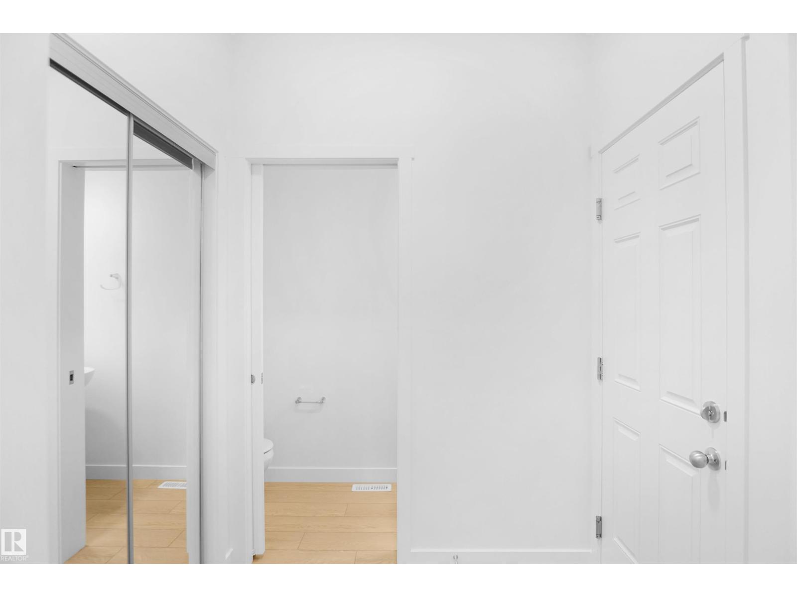 17333 6a St Ne, Edmonton, Alberta  T5Y 4E9 - Photo 3 - E4465863