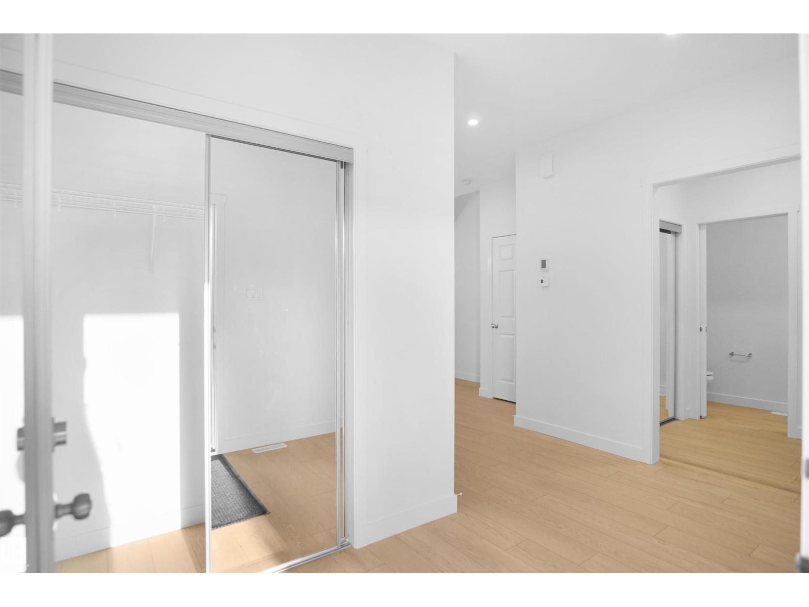 17333 6a St Ne, Edmonton, Alberta  T5Y 4E9 - Photo 4 - E4465863