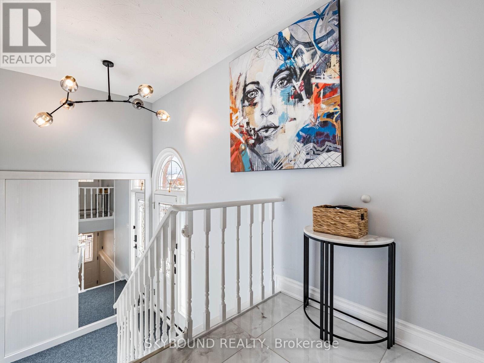 3878 Midhurst Lane, Mississauga, Ontario L4Z 1C7 - Photo 3 - W12540004