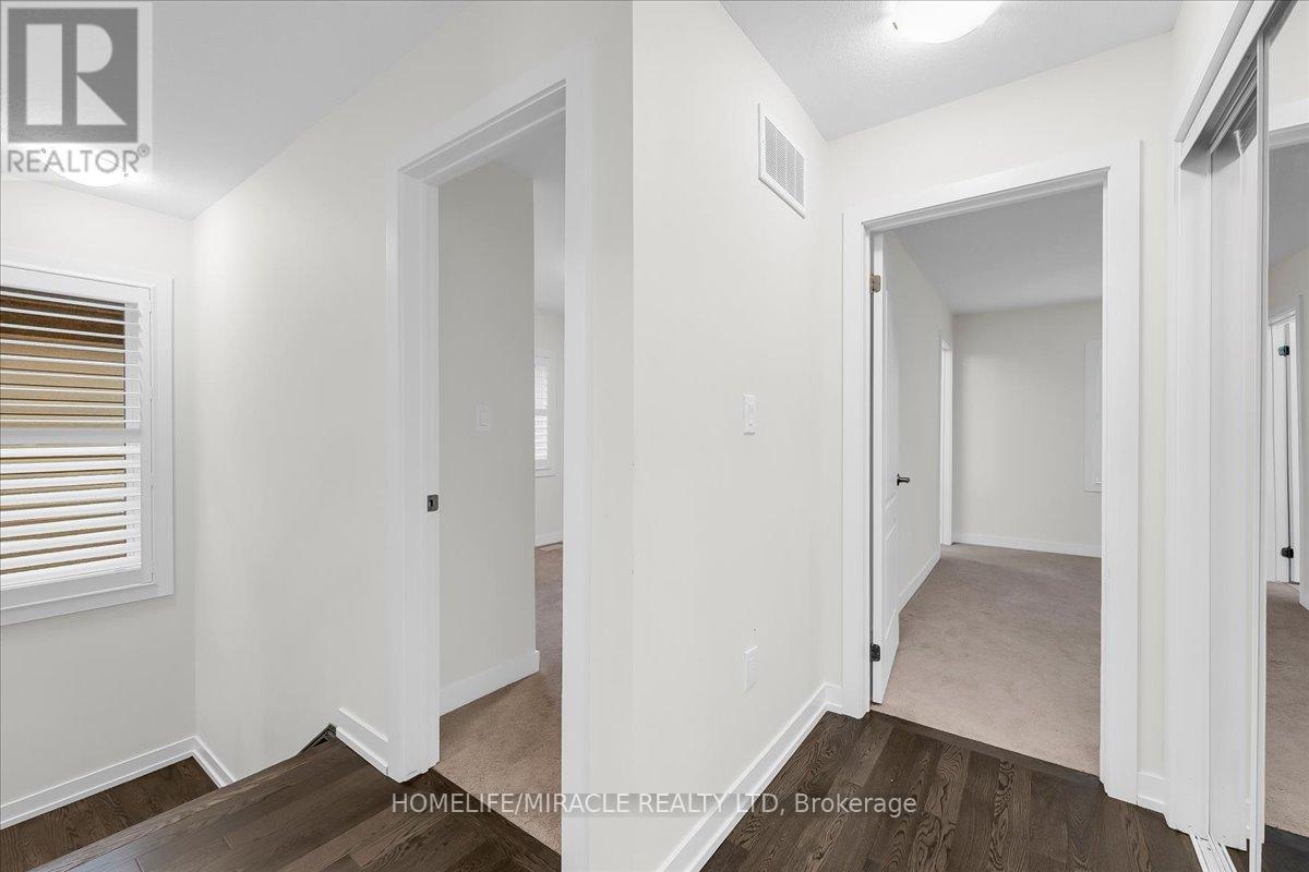 35 Santos Drive, Haldimand, Ontario  N3W 0H2 - Photo 19 - X12543558