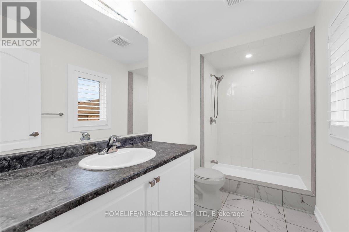 35 Santos Drive, Haldimand, Ontario  N3W 0H2 - Photo 23 - X12543558