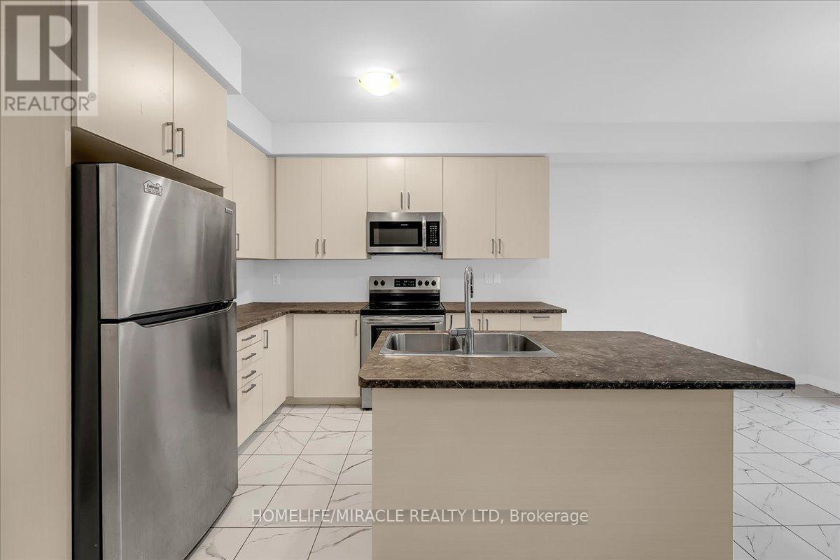 35 Santos Drive, Haldimand, Ontario  N3W 0H2 - Photo 10 - X12543558