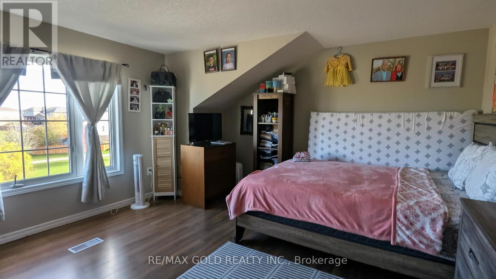 220 Westmeadow Drive, Kitchener, Ontario  N2N 3R1 - Photo 13 - X12548258