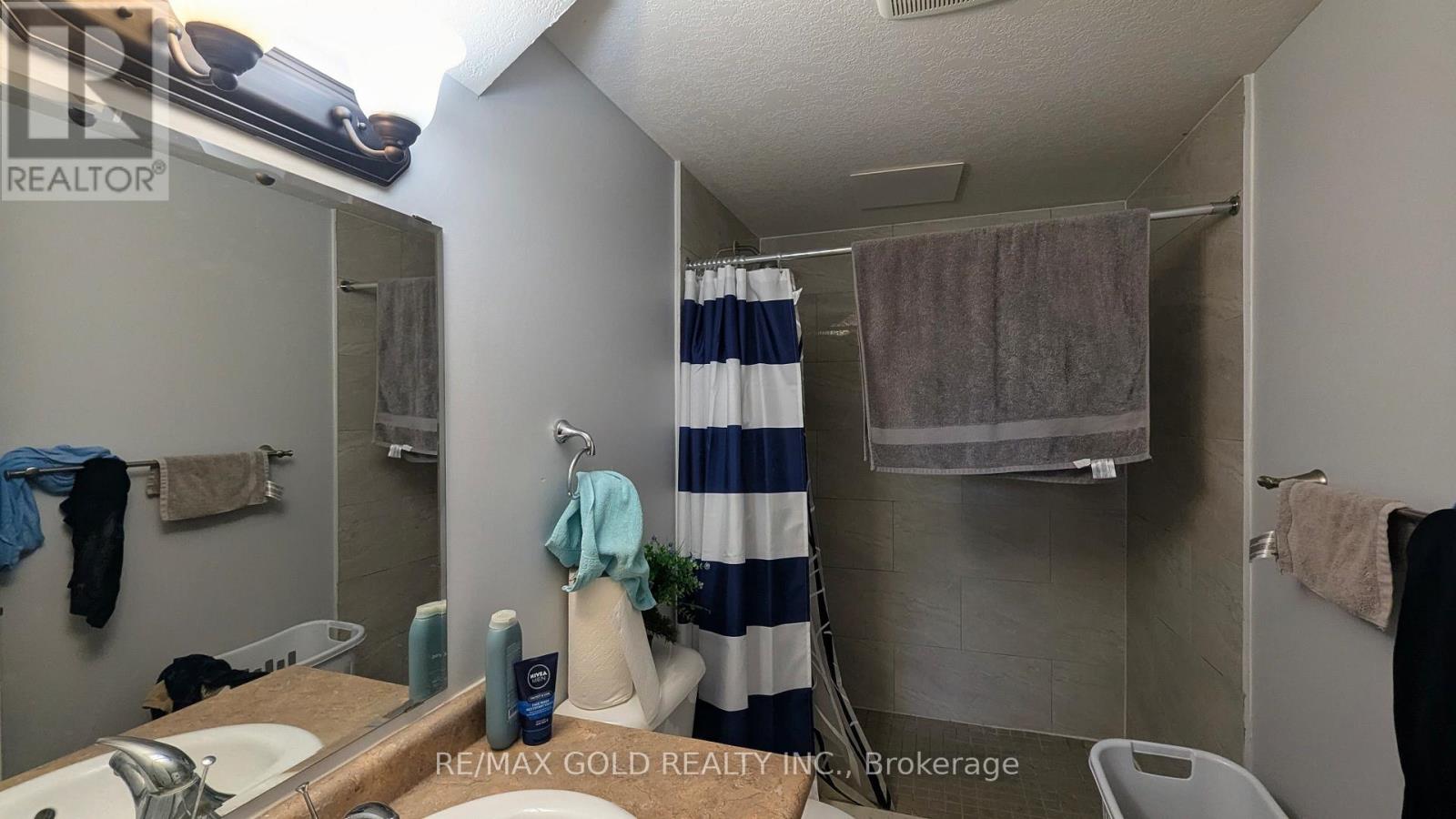 220 Westmeadow Drive, Kitchener, Ontario  N2N 3R1 - Photo 20 - X12548258