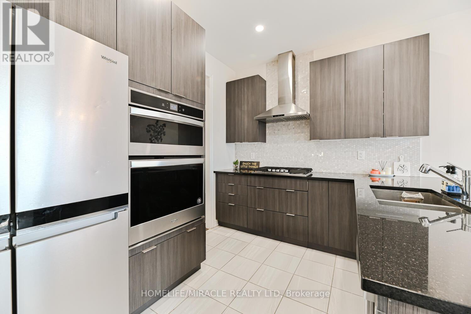 443 Henderson Way, Shelburne, Ontario  L9V 3X3 - Photo 16 - X12548278