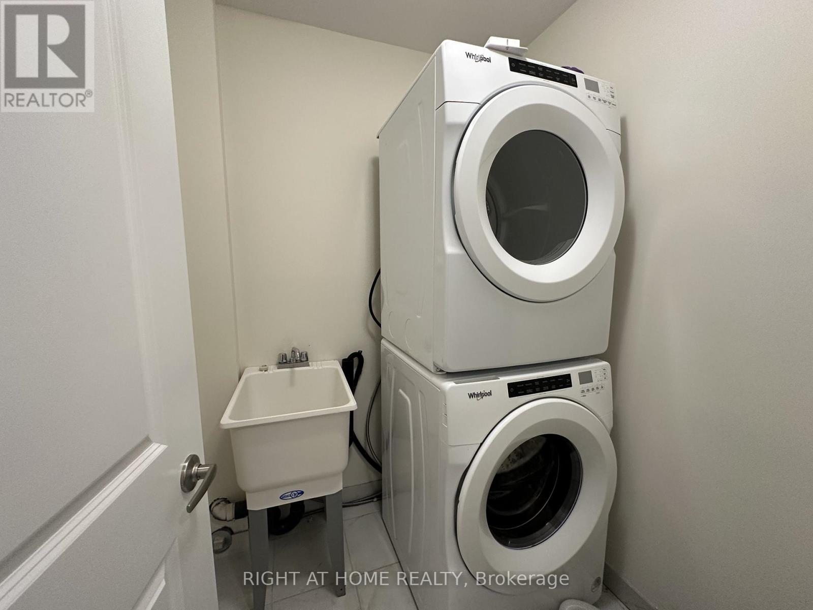 22 - 40 Zinfandel Drive, Hamilton, Ontario  L8E 0L1 - Photo 7 - X12548282