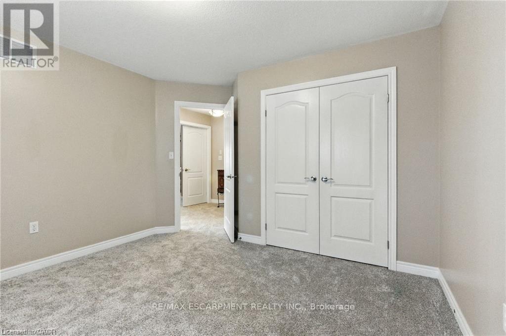 11 Silverspring Crescent, Hamilton, Ontario  L0R 1P0 - Photo 29 - X12548286