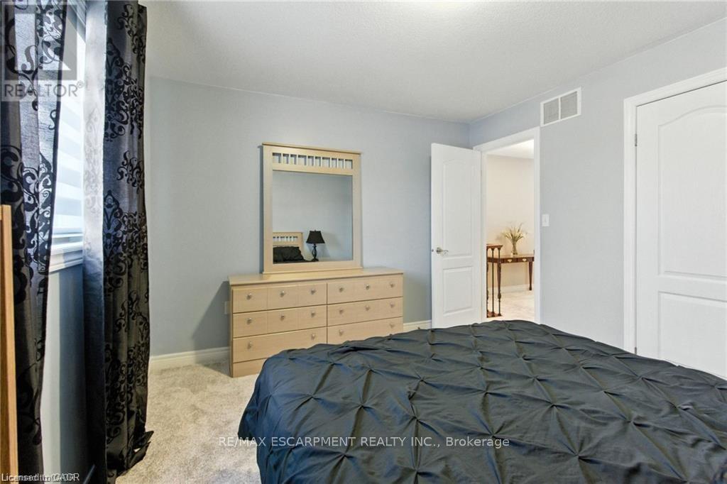 11 Silverspring Crescent, Hamilton, Ontario  L0R 1P0 - Photo 31 - X12548286