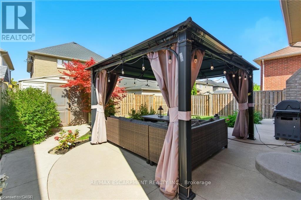 11 Silverspring Crescent, Hamilton, Ontario  L0R 1P0 - Photo 45 - X12548286