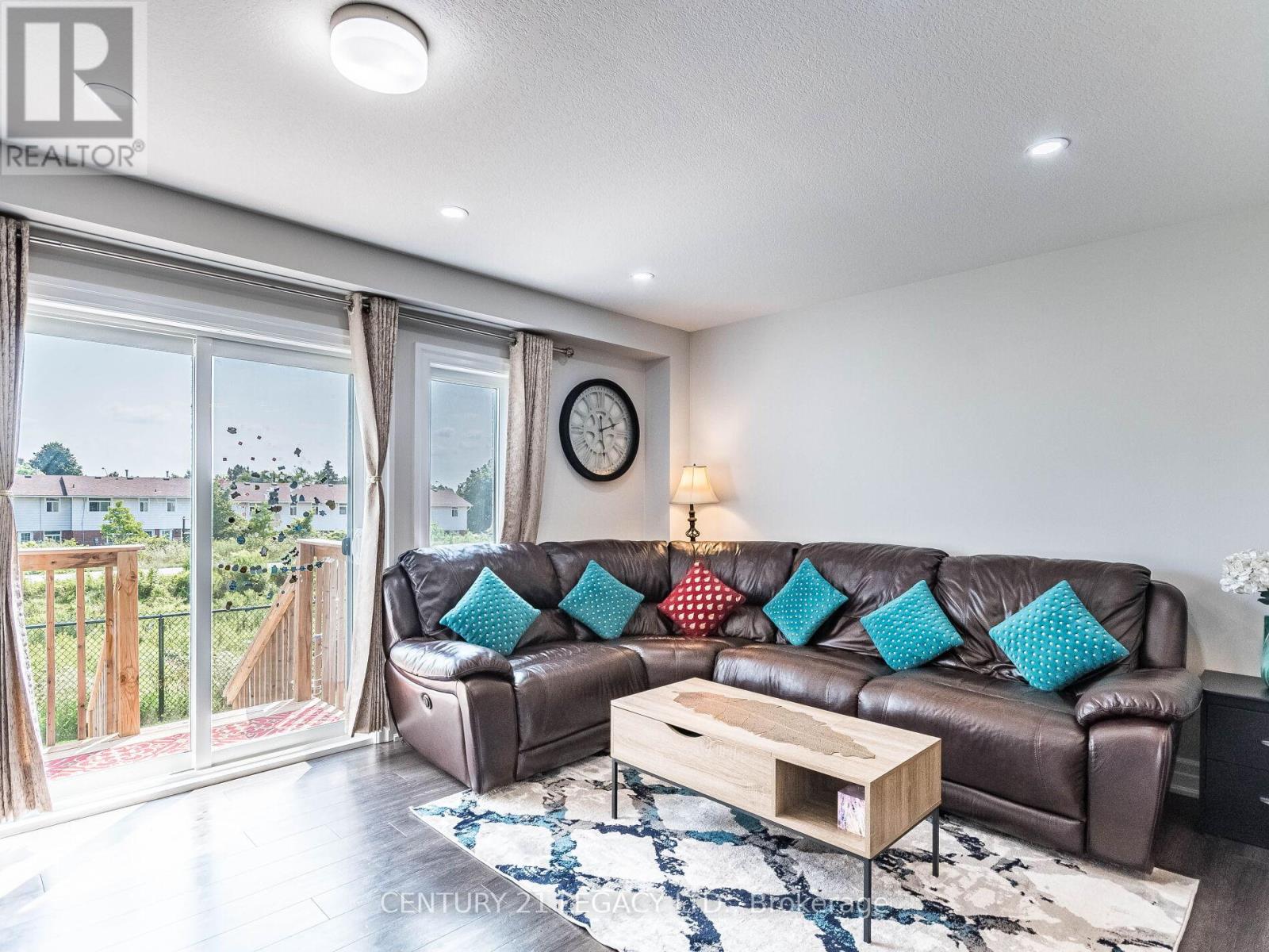 68 Nieson Street, Cambridge, Ontario  N1R 0B9 - Photo 8 - X12548304