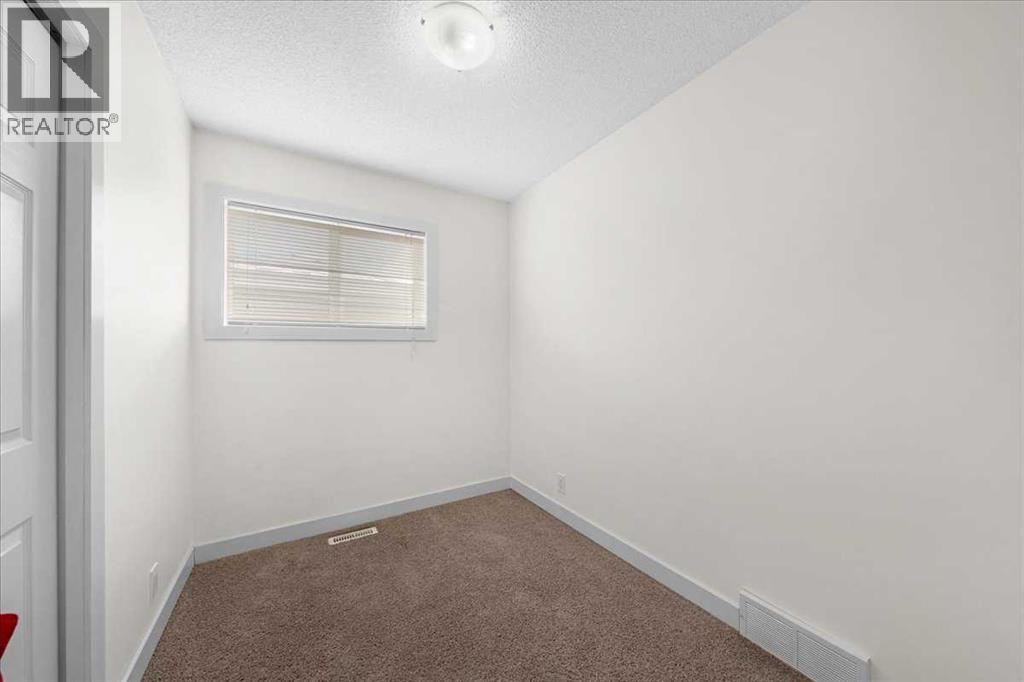 61 Falmere Way Ne, Calgary, Alberta  T3J 2Y7 - Photo 27 - A2254395