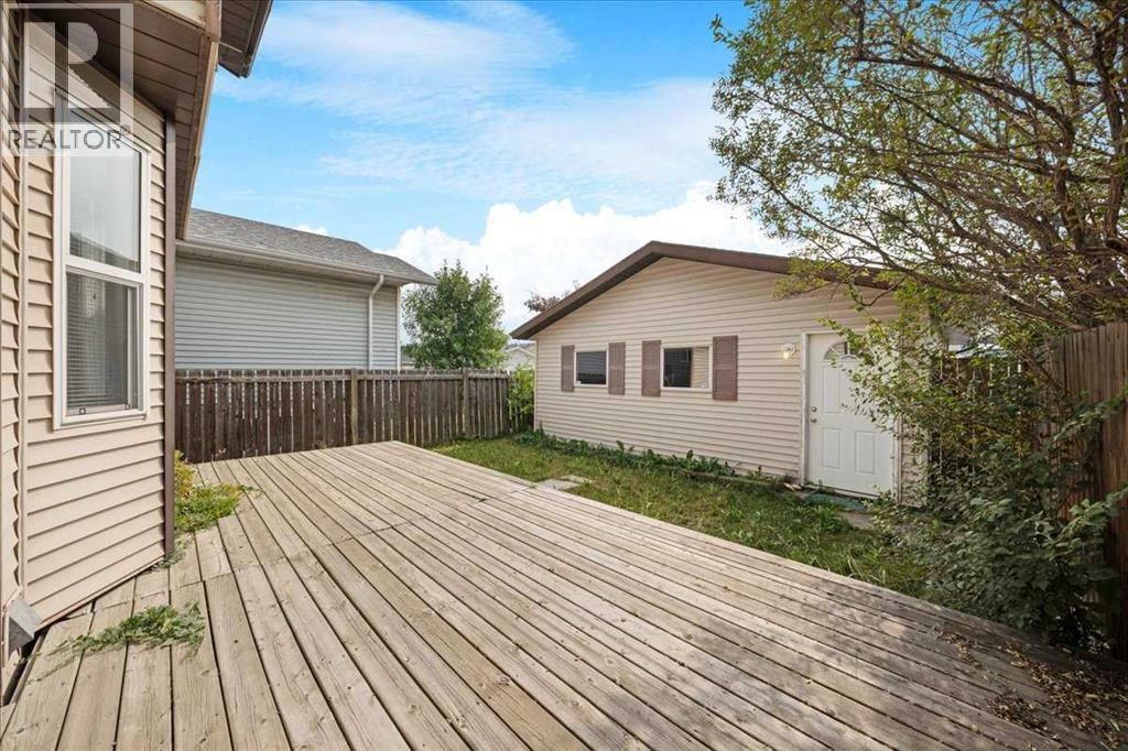 61 Falmere Way Ne, Calgary, Alberta  T3J 2Y7 - Photo 18 - A2254395