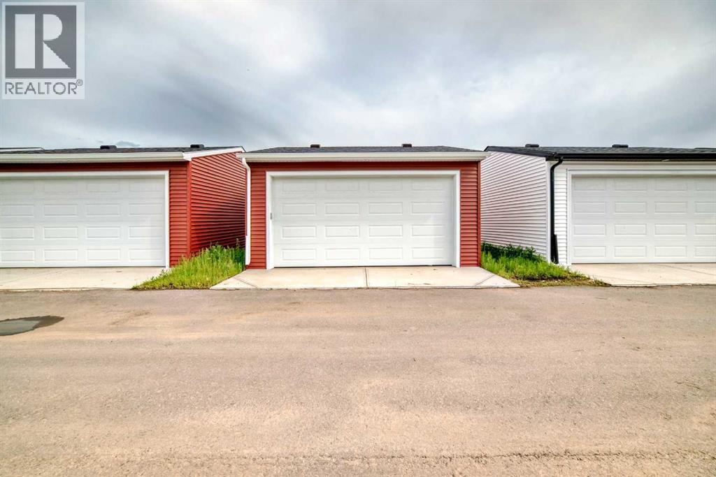 548 Chelsea Gardens, Chestermere, Alberta  T1X 2V5 - Photo 30 - A2263612