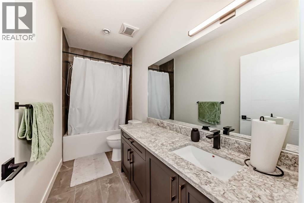 7 Wolf Crescent N, Okotoks, Alberta  T1S 5V1 - Photo 10 - A2270799