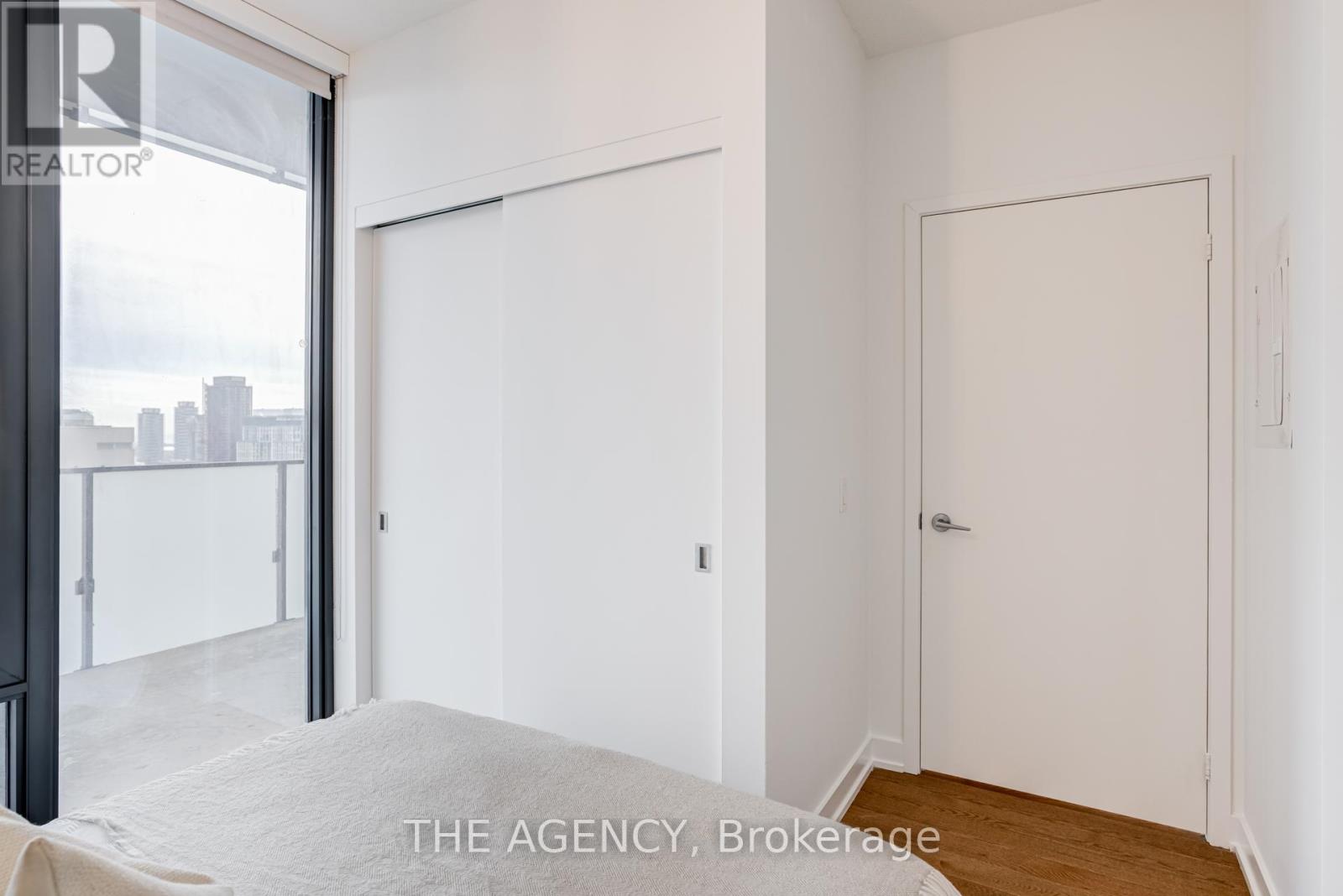 2401 - 25 Richmond Street E, Toronto, Ontario  M5C 0A6 - Photo 13 - C12548340