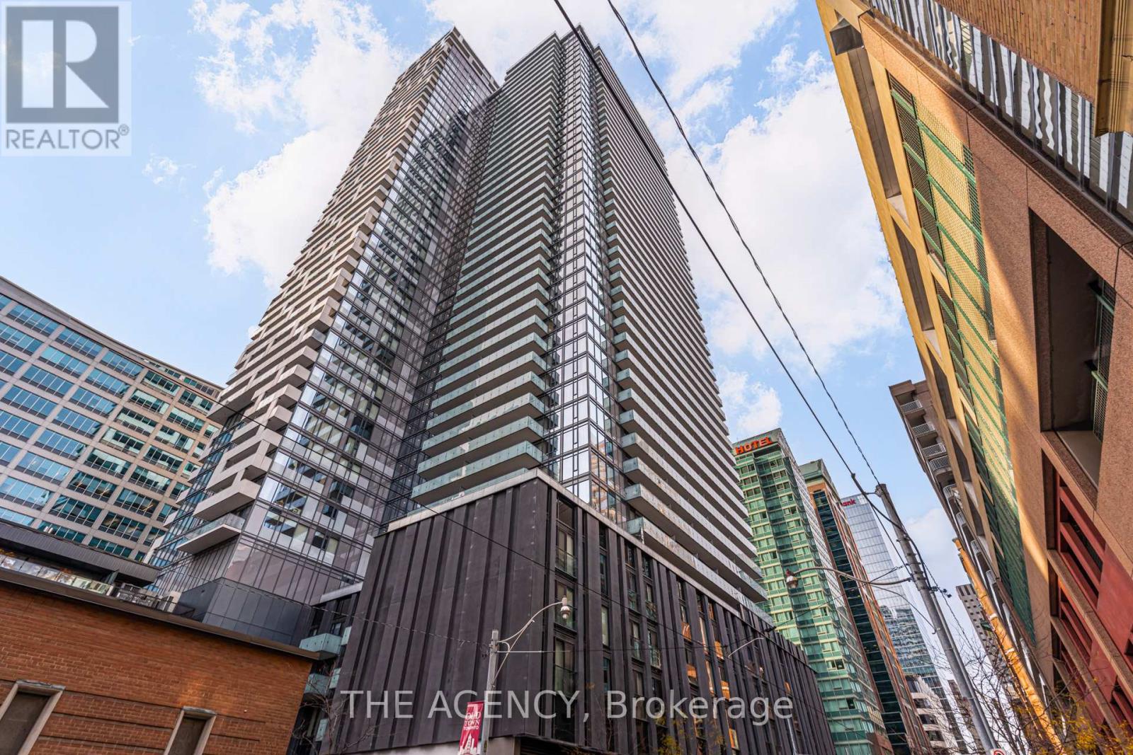 2401 - 25 Richmond Street E, Toronto, Ontario  M5C 0A6 - Photo 30 - C12548340