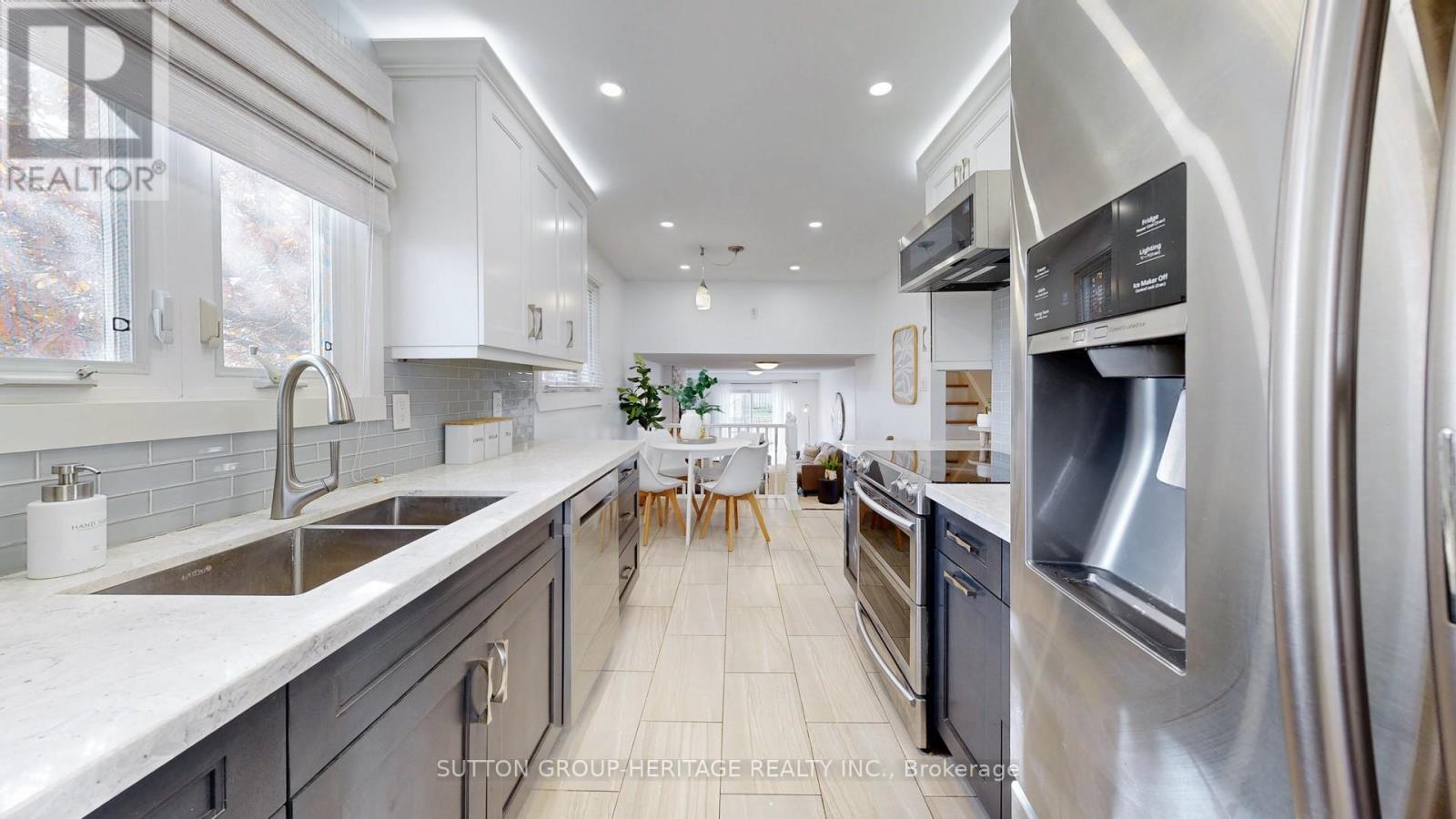 584 Westshore Boulevard, Pickering, Ontario  L1W 2T7 - Photo 15 - E12548338