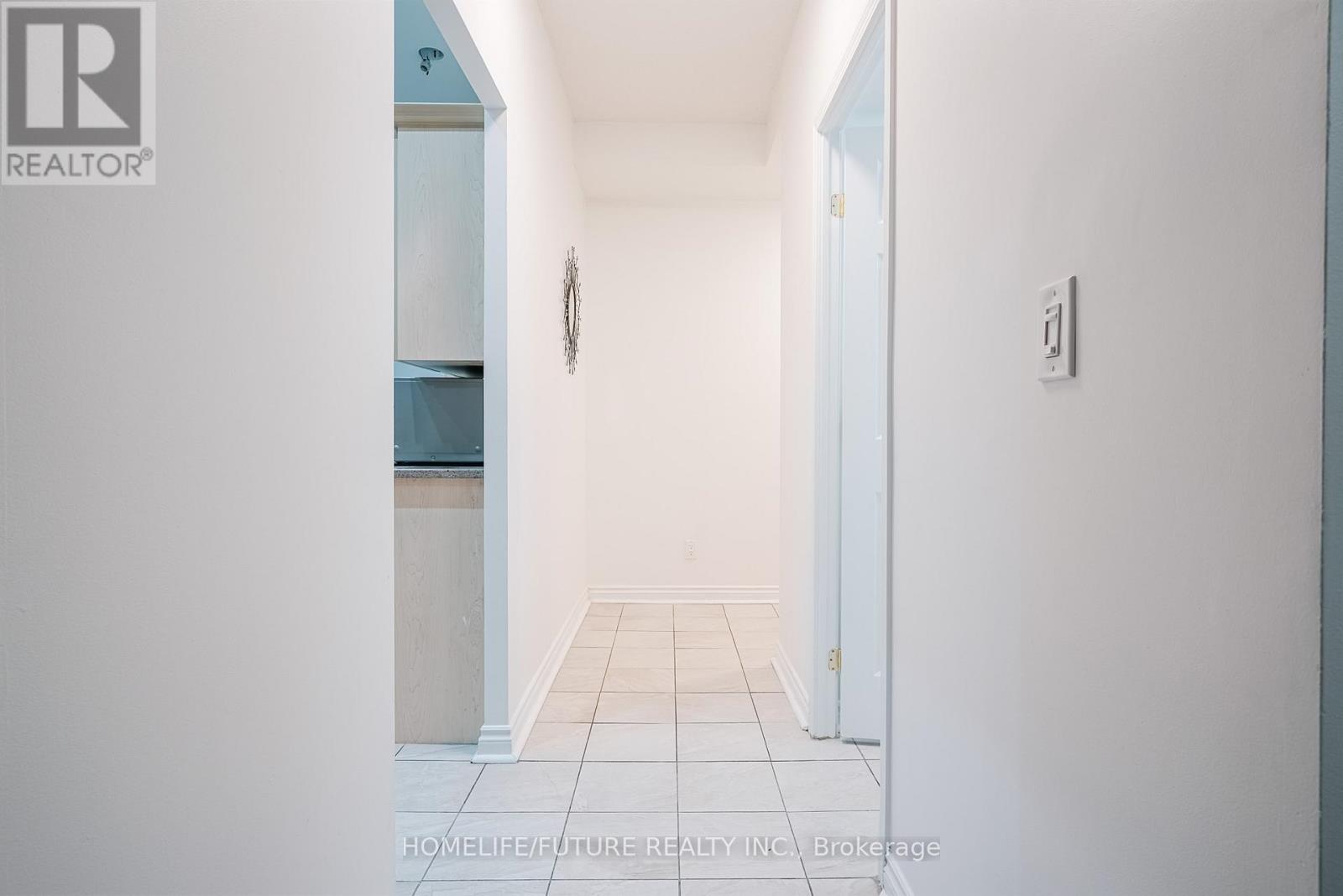 Th 9 - 5039 Finch Avenue E, Toronto, Ontario  M1S 5L6 - Photo 6 - E12548376