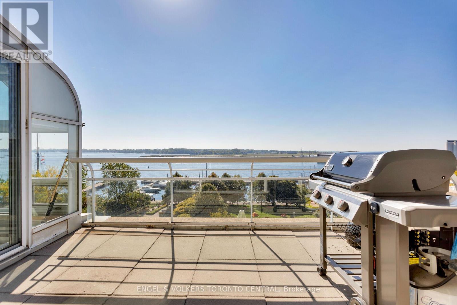 803e - 460 Queens Quay Way W, Toronto, Ontario M5V 2Y5 - Photo 8 - C12447719