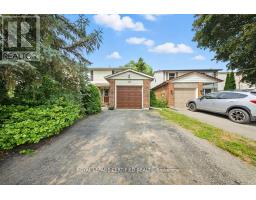 386 HANDLEY CRESCENT