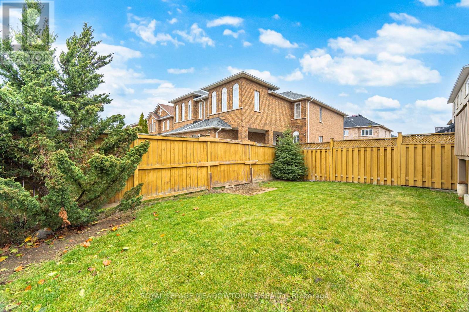 28 Condotti Drive, Vaughan, Ontario  L4H 2C8 - Photo 35 - N12548366