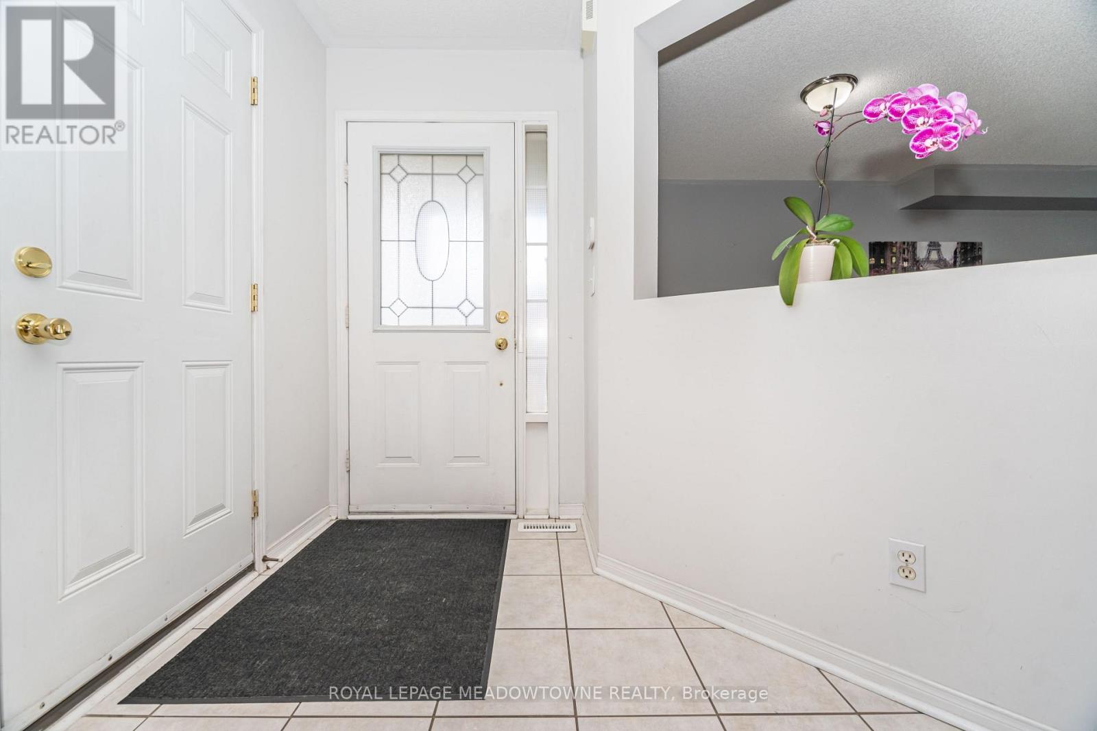 28 Condotti Drive, Vaughan, Ontario  L4H 2C8 - Photo 6 - N12548366