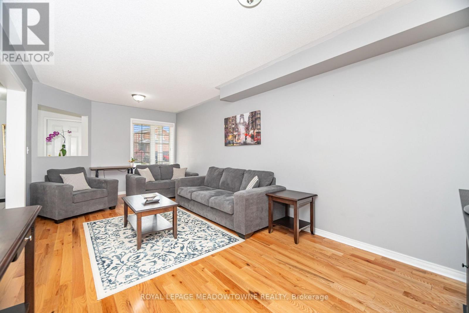 28 Condotti Drive, Vaughan, Ontario  L4H 2C8 - Photo 9 - N12548366