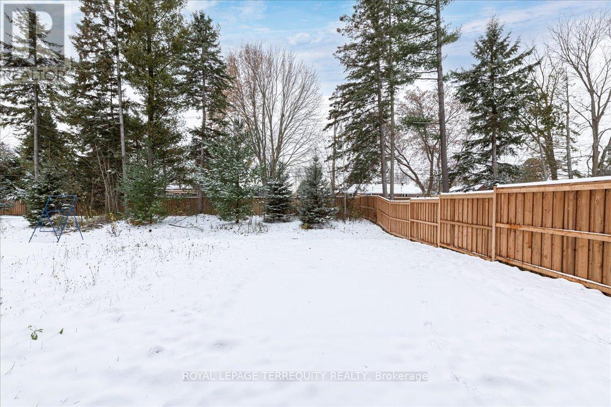 60 Greenwood Drive, Essa, Ontario  L0M 1B5 - Photo 24 - N12548368