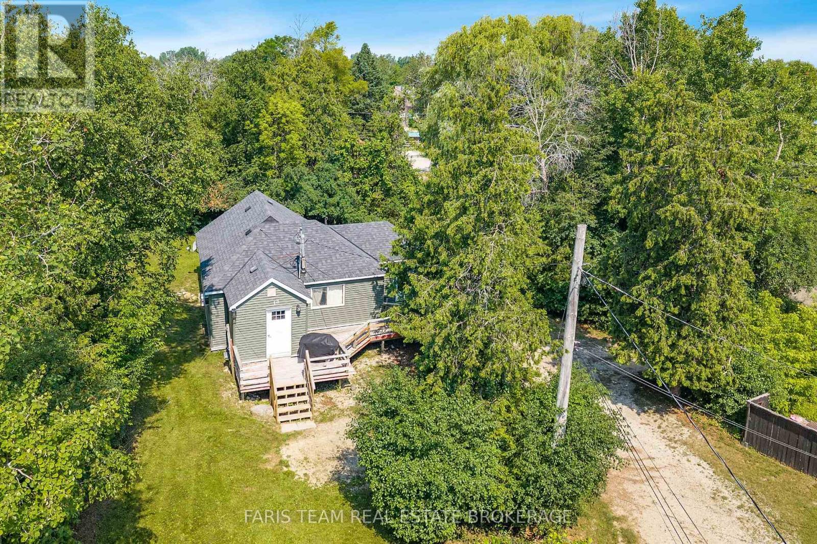 13 Arthur Street, Collingwood, Ontario  L9Y 3Z1 - Photo 2 - S12548346