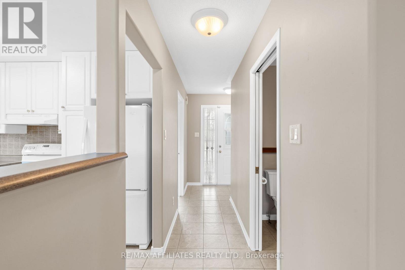 54 Dr Gordon Crescent, North Grenville, Ontario  K0G 1J0 - Photo 2 - X12548332