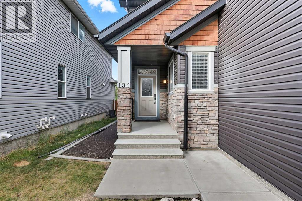 136 Silverado Skies Manor Sw, Calgary, Alberta  T2X 0K2 - Photo 2 - A2260779