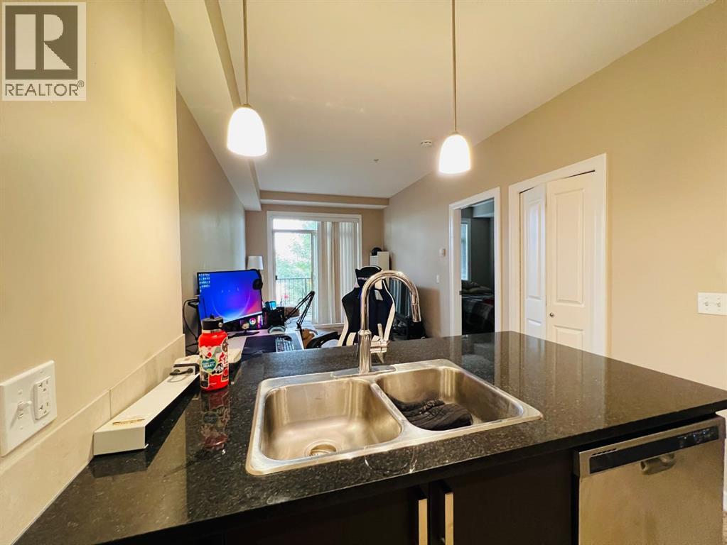 312, 117 Copperpond Common Se, Calgary, Alberta T2Z 5E2 - Photo 8 - A2264773