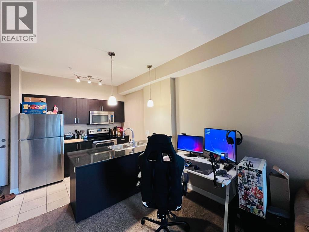 312, 117 Copperpond Common Se, Calgary, Alberta T2Z 5E2 - Photo 6 - A2264773