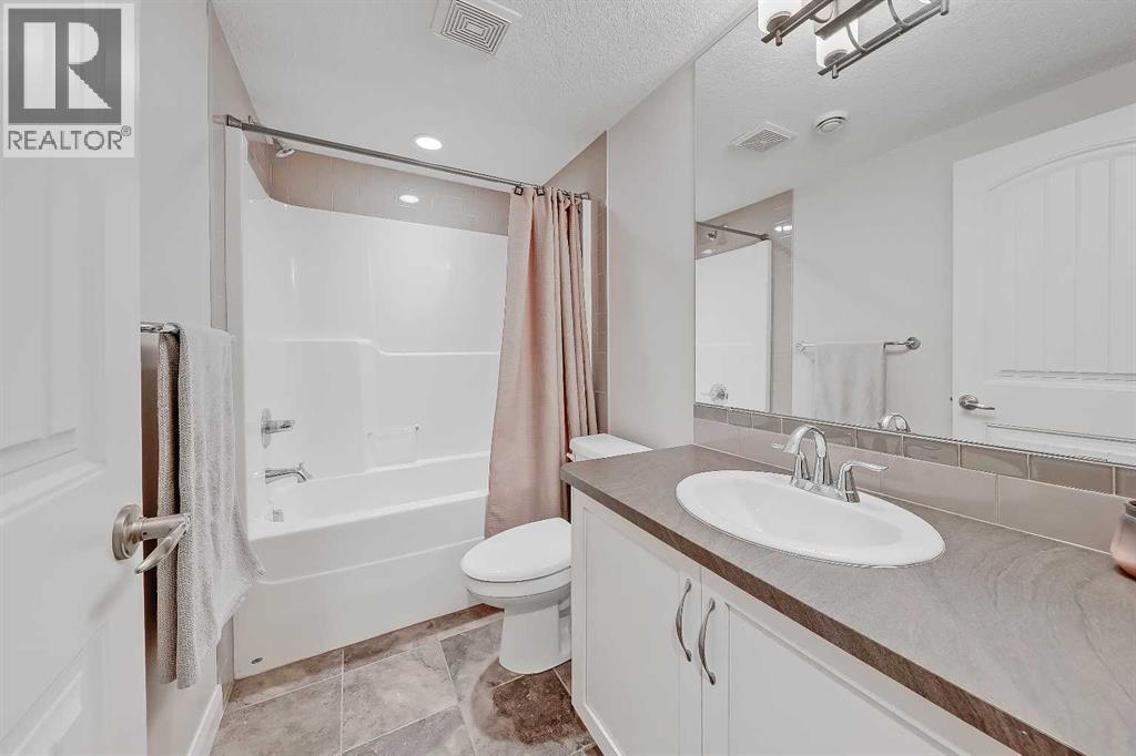 63 Ravenscroft Close Se, Airdrie, Alberta  T4A 0M1 - Photo 40 - A2269307