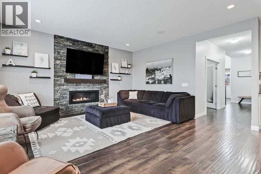 63 Ravenscroft Close Se, Airdrie, Alberta  T4A 0M1 - Photo 6 - A2269307