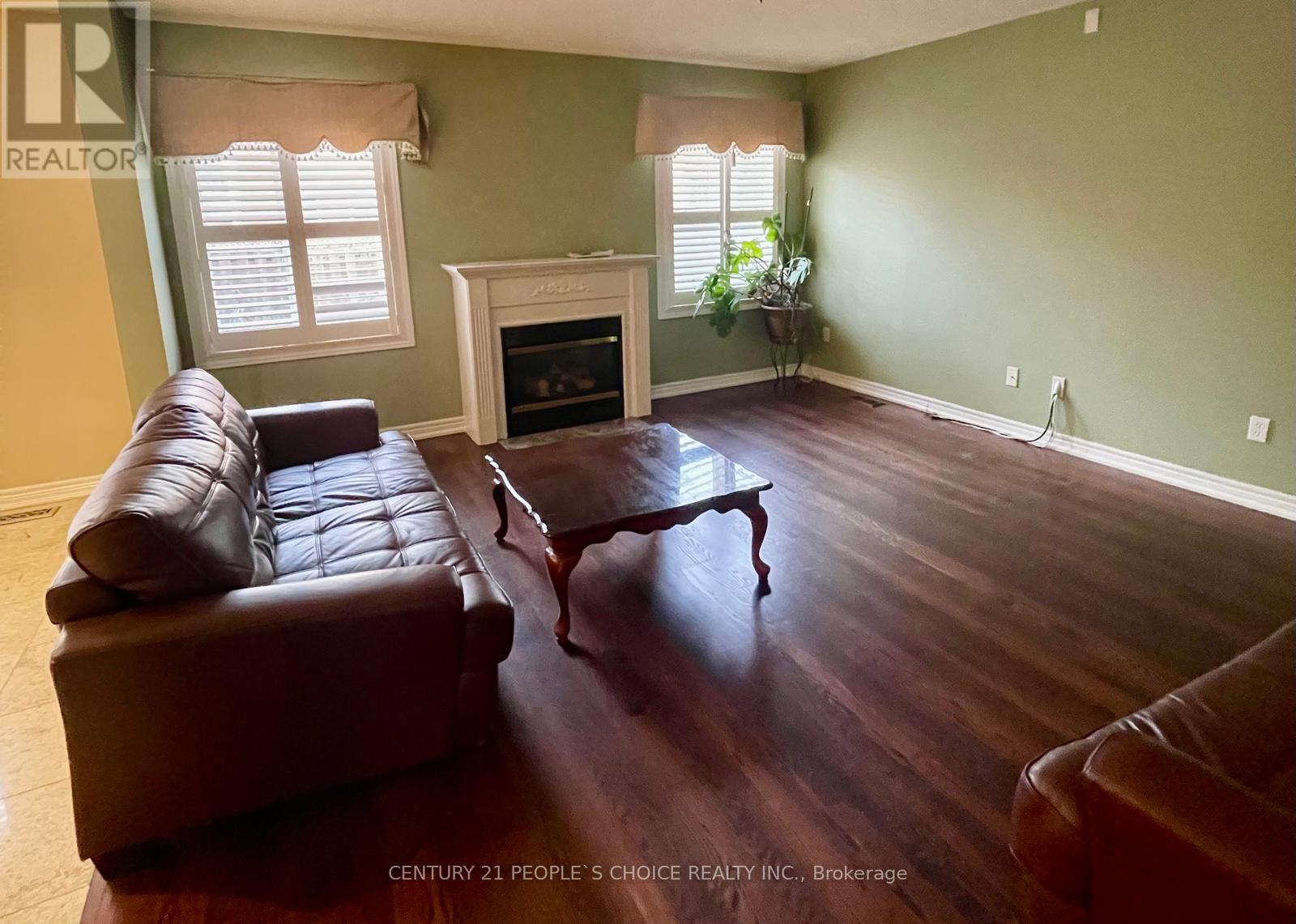 215 Edenbrook Hill Drive, Brampton, Ontario  L7A 2V4 - Photo 13 - W12548312