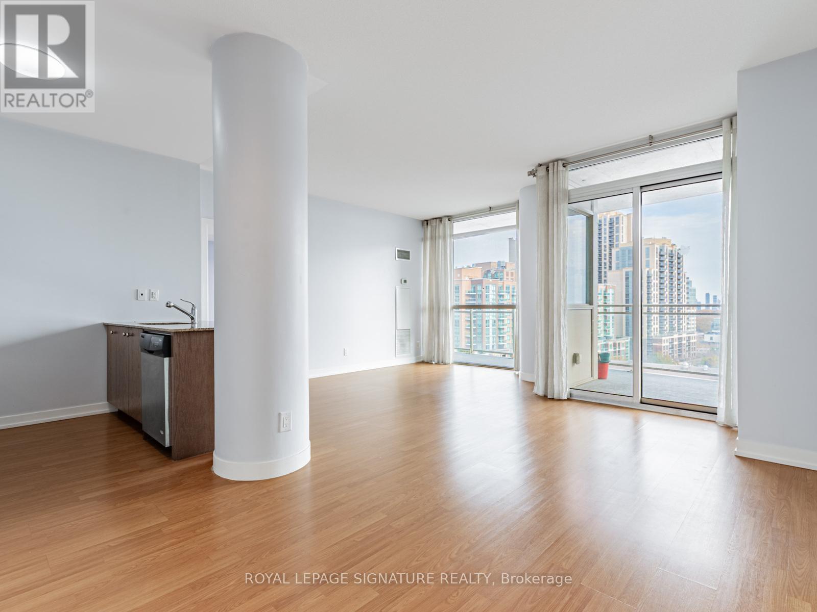 808 - 5101 Dundas Street W, Toronto, Ontario  M9A 5G8 - Photo 12 - W12548360