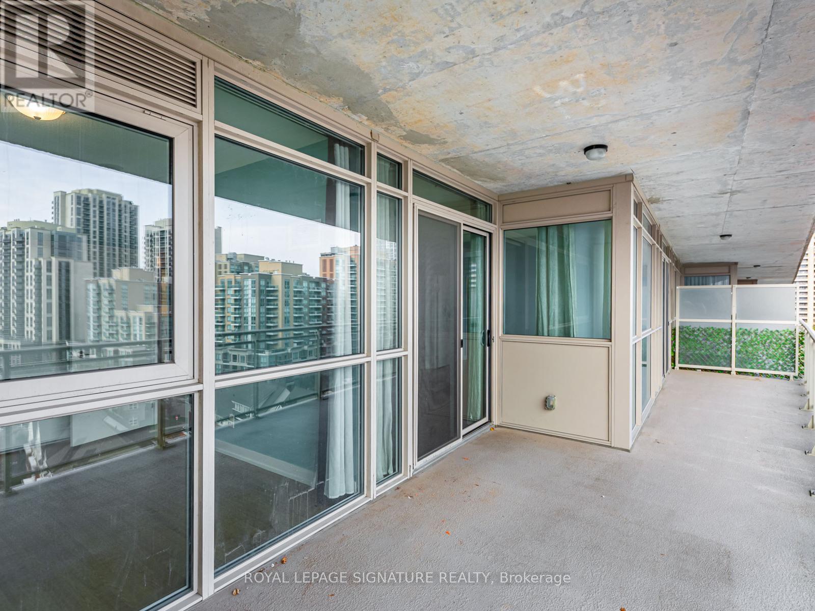 808 - 5101 Dundas Street W, Toronto, Ontario  M9A 5G8 - Photo 27 - W12548360