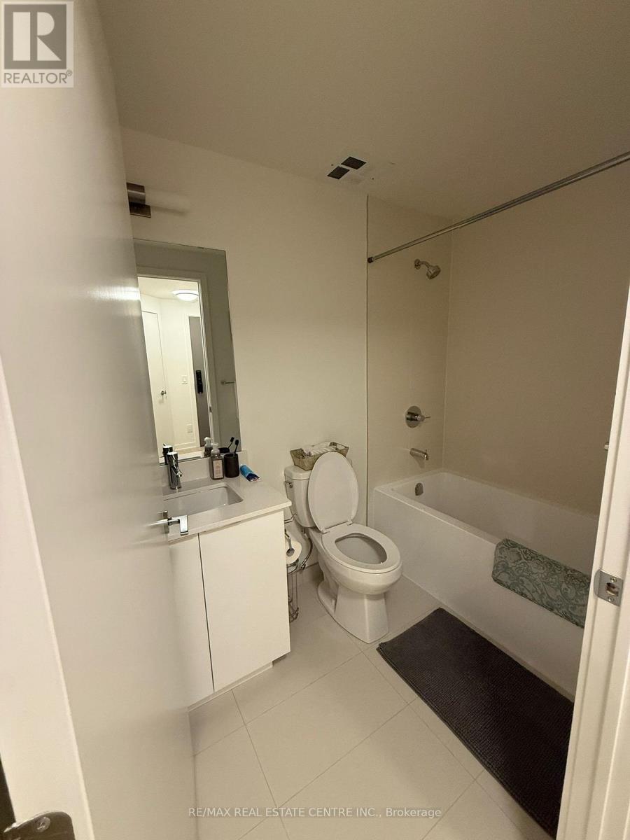 1003 - 3079 Trafalgar Road, Oakville, Ontario  L6H 8C6 - Photo 10 - W12548372