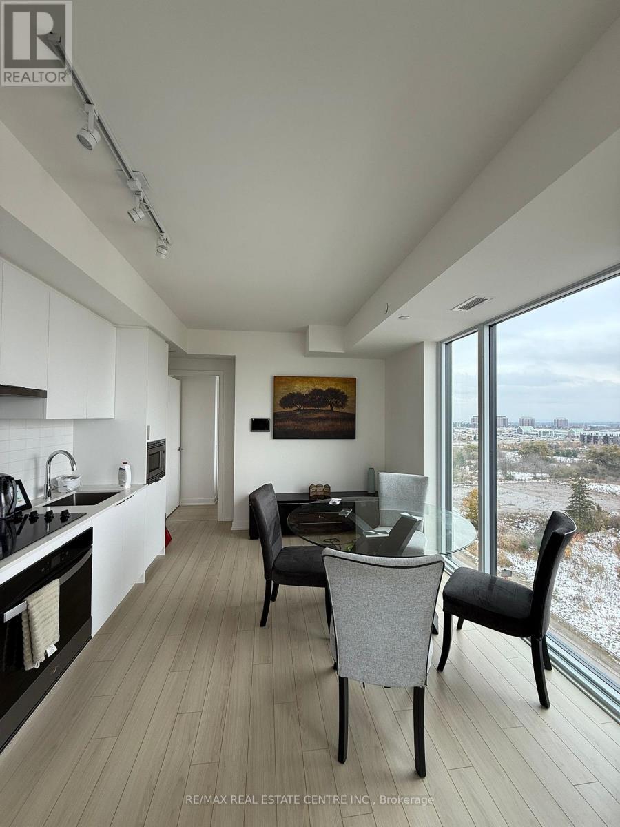 1003 - 3079 Trafalgar Road, Oakville, Ontario  L6H 8C6 - Photo 5 - W12548372