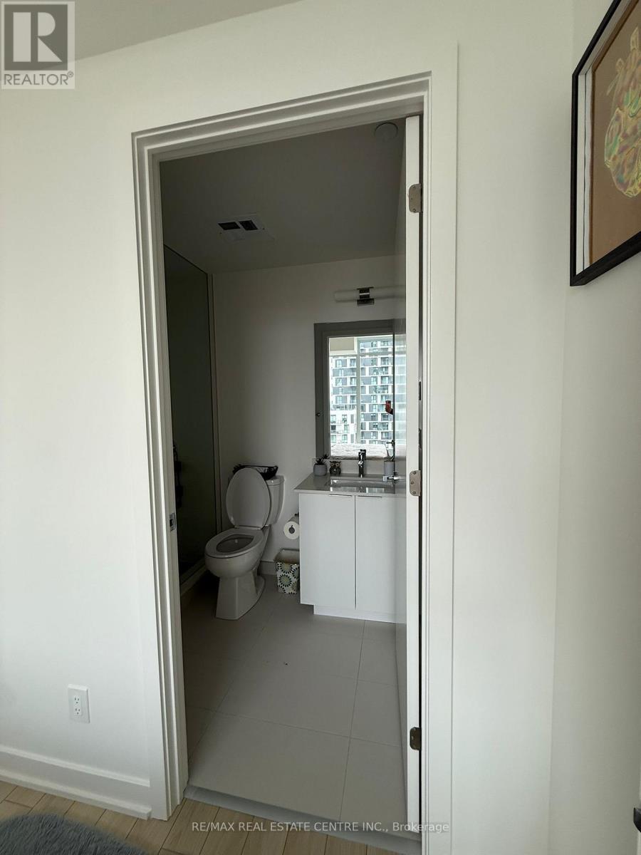 1003 - 3079 Trafalgar Road, Oakville, Ontario  L6H 8C6 - Photo 9 - W12548372