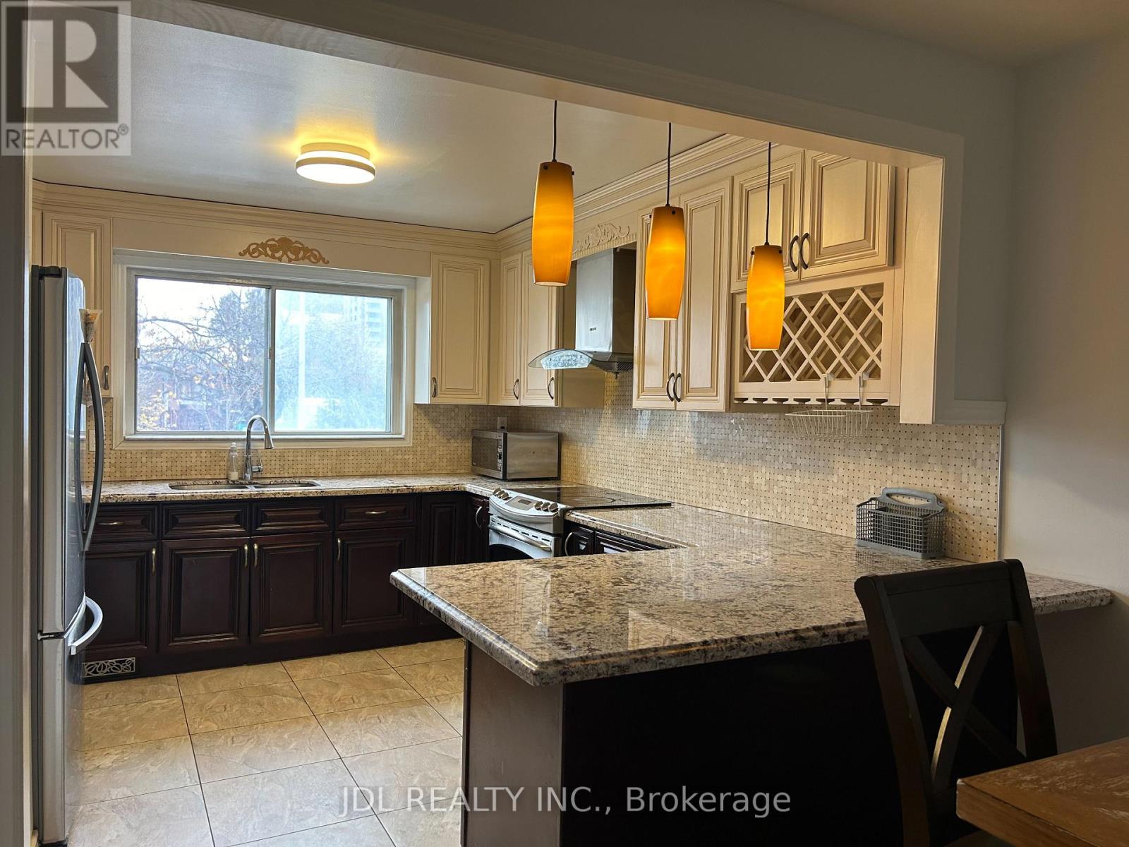 135 Corinthian Blvd Boulevard, Toronto, Ontario M1W 1H9 - Photo 6 - E12408324