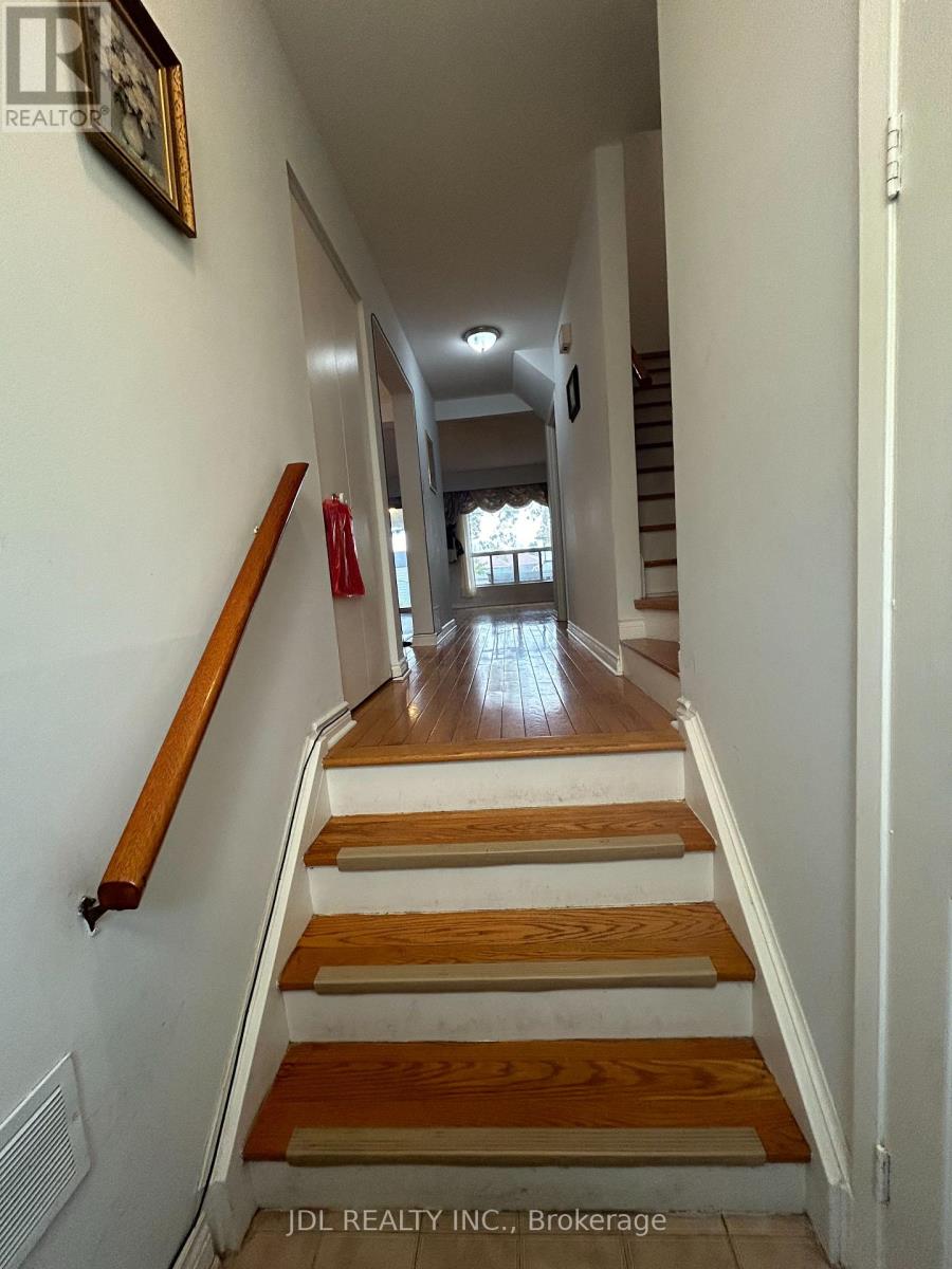 135 Corinthian Blvd Boulevard, Toronto, Ontario M1W 1H9 - Photo 8 - E12408324