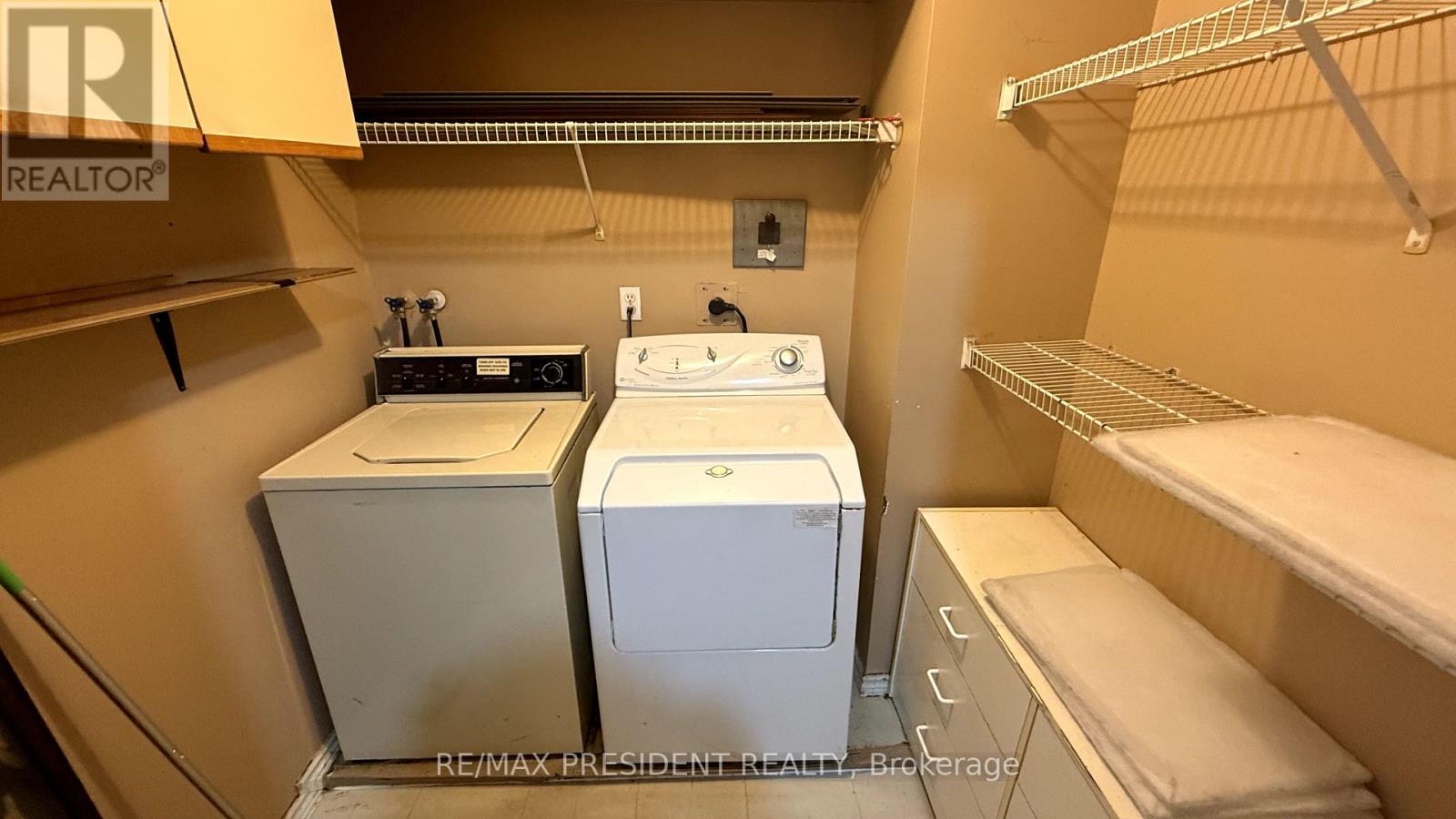 206 - 30 Malta Avenue, Brampton, Ontario  L6V 4A4 - Photo 6 - W12547944