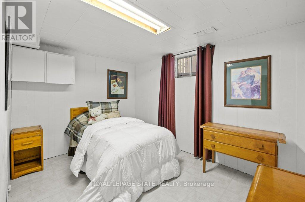 109 West 31st Street, Hamilton, Ontario  L9C 5E8 - Photo 23 - X12548362