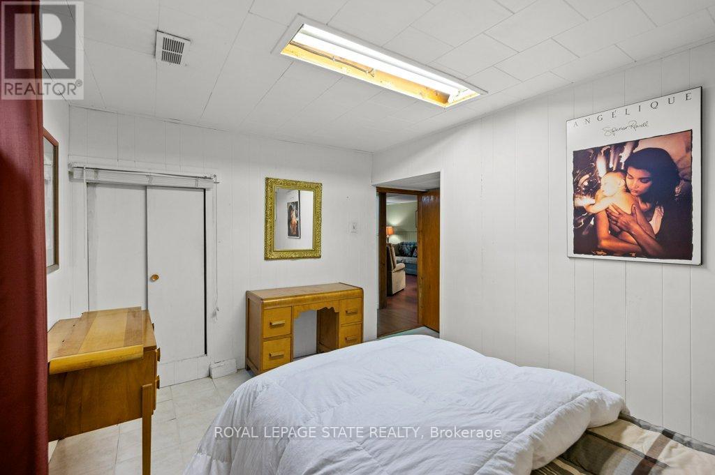 109 West 31st Street, Hamilton, Ontario  L9C 5E8 - Photo 24 - X12548362