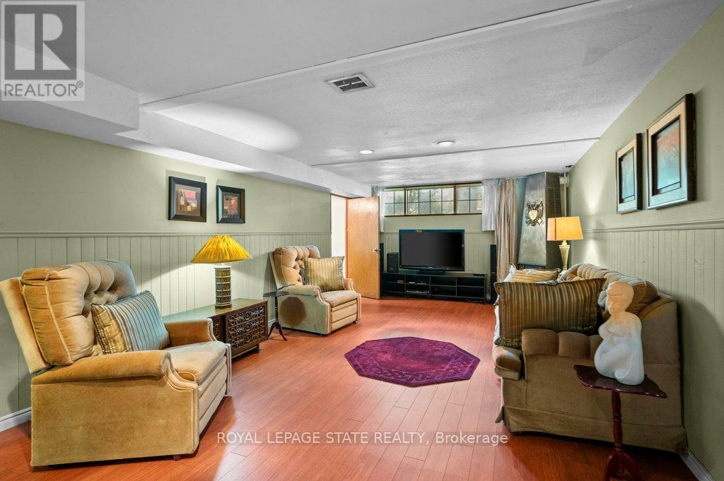 109 West 31st Street, Hamilton, Ontario  L9C 5E8 - Photo 26 - X12548362